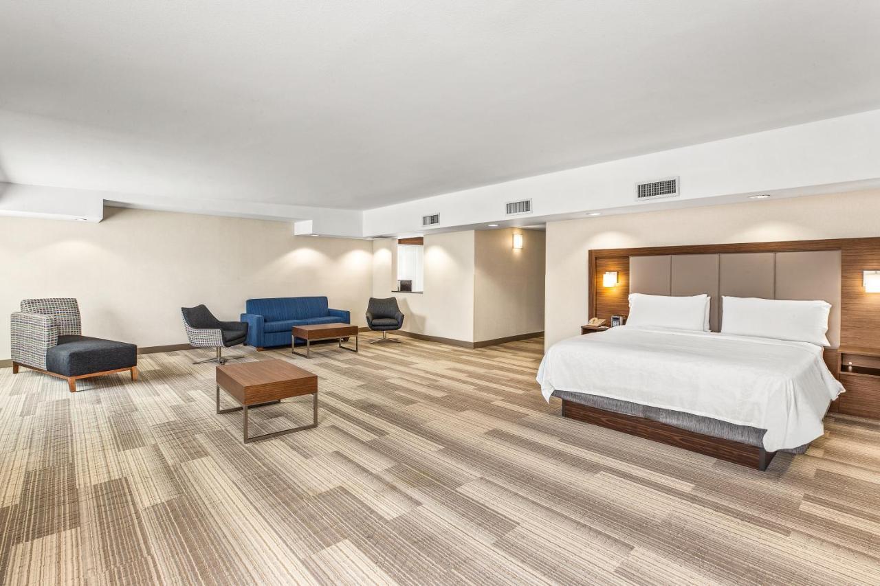Holiday Inn Express & Suites Tacoma By Ihg Exterior foto